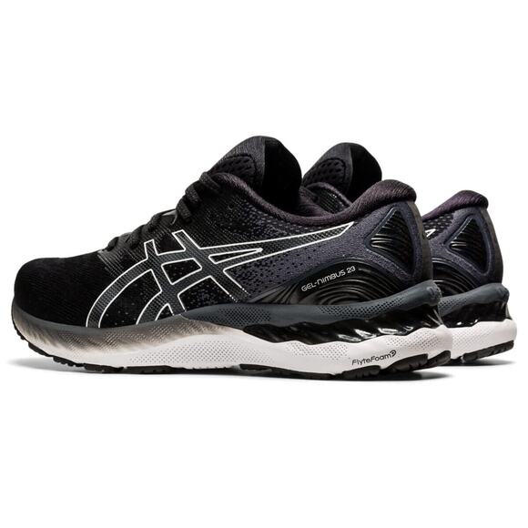 Athletic_Shoes